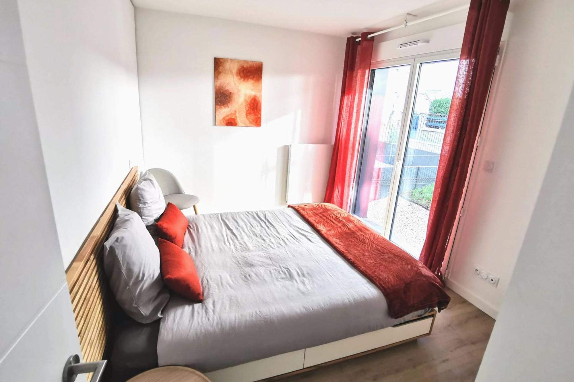 Cocoon With Terrace At 2 Steps From The Sea *